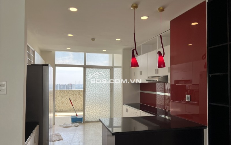 Cho thuê căn hộ Penhouse Phú Mỹ Vạn Phát Hưng giá 35T/tháng